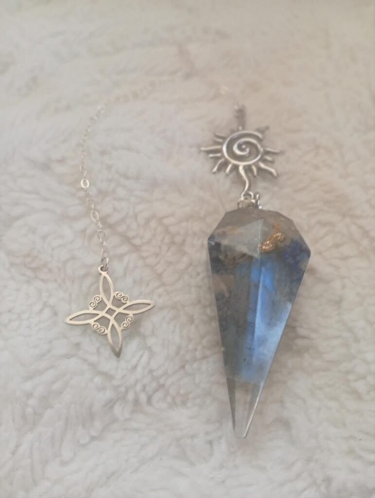 pendule en labradorite